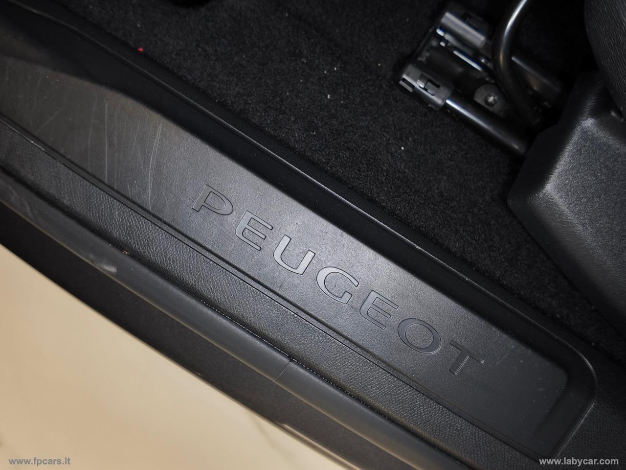 PEUGEOT 3008 BlueHDi 130 S&S EAT8 Allure