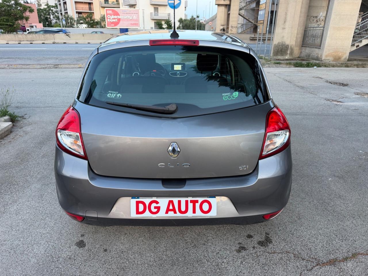Renault Clio 1.5 dCi 75 CV 2012 navigatore