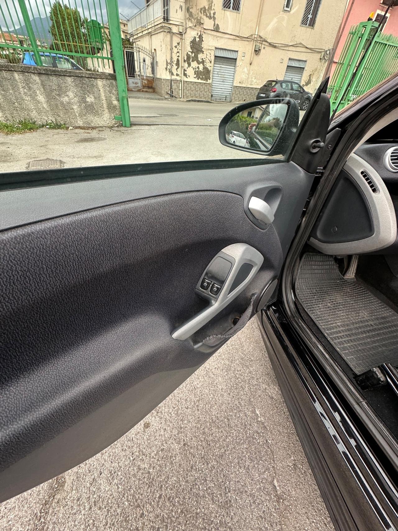 Smart ForTwo 800 40 kW cabrio passion cdi