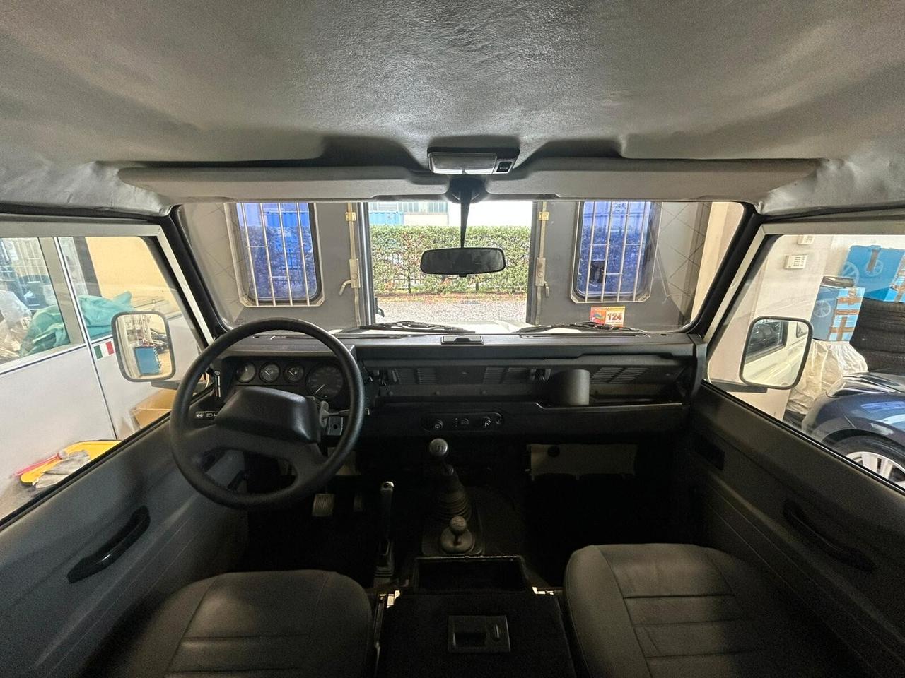 Land Rover Defender 90 2.5 Td5