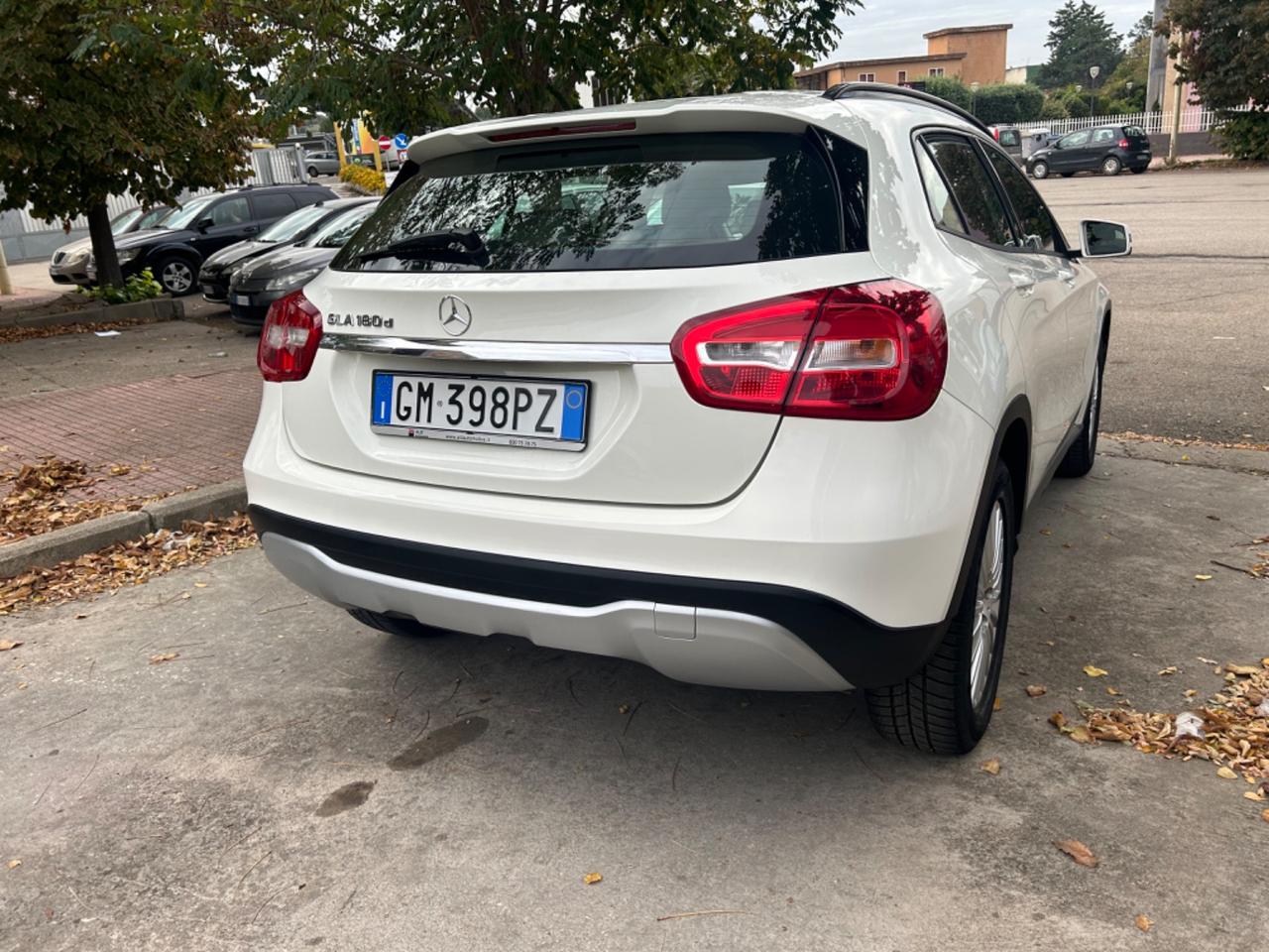 Mercedes GLA 180 d Automatic Executive