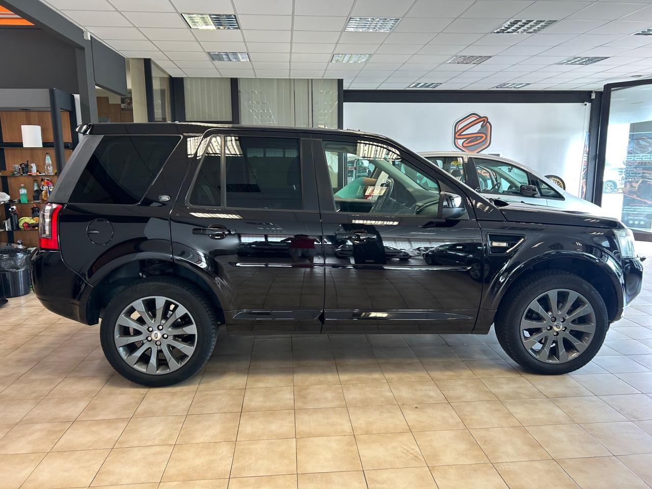 Land Rover Freelander - 2012 2.2 TD4 150cv 150.000 KM