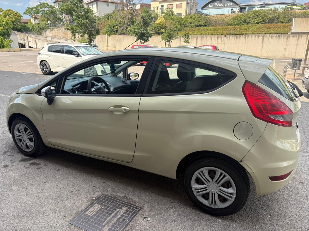 Ford Fiesta 1.6 TDCi 90CV 3 porte DPF Titanium