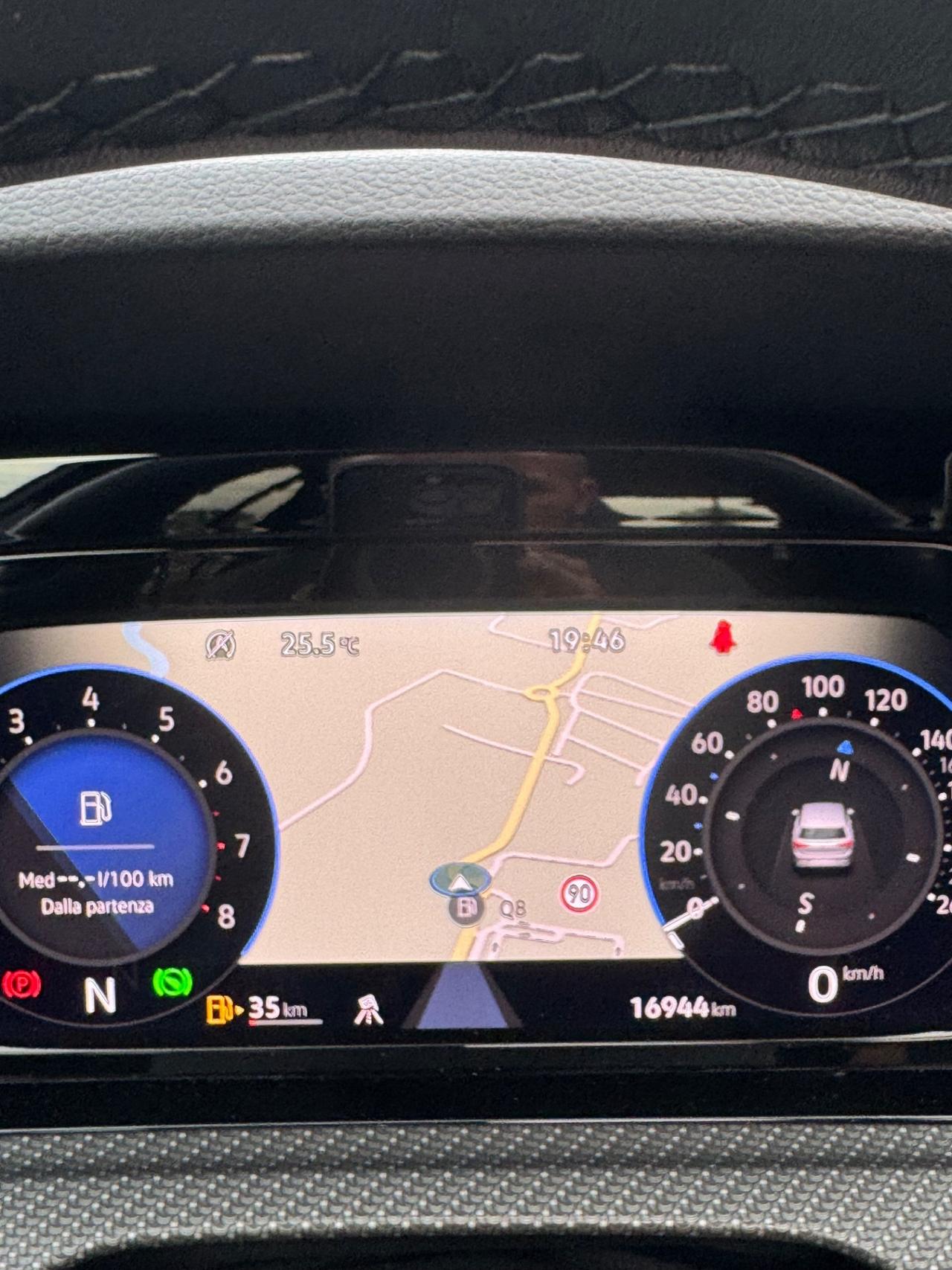 Volkswagen Golf 1.5 eTSI 150 CV EVO ACT DSG R-Line