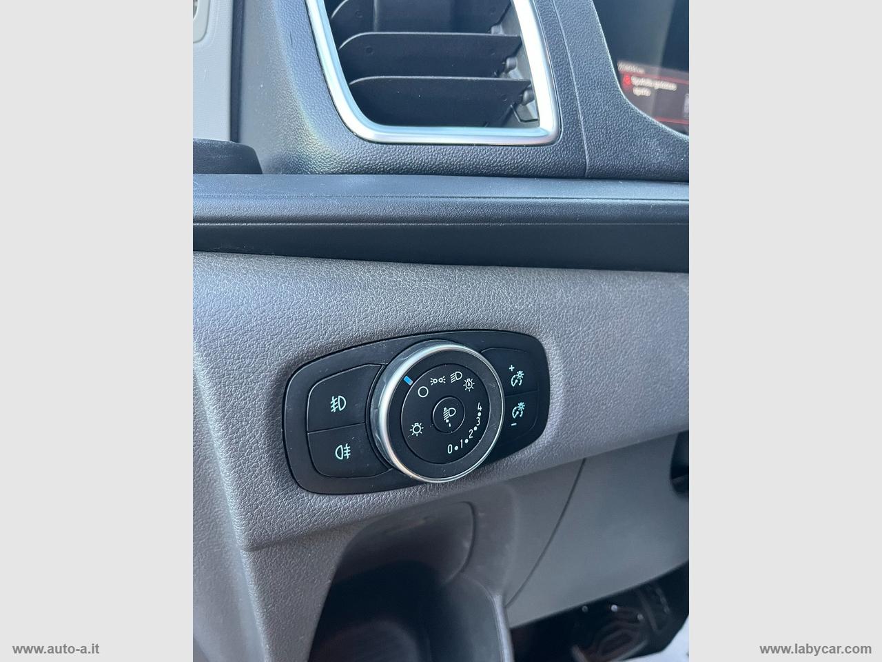 TRANSIT CUSTOM 2.0 TDCI 170 CV TITANIUM 5 POSTI