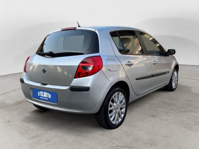 RENAULT Clio 1.5 dCi 85CV 5 porte Le Iene NEOPATENTATI