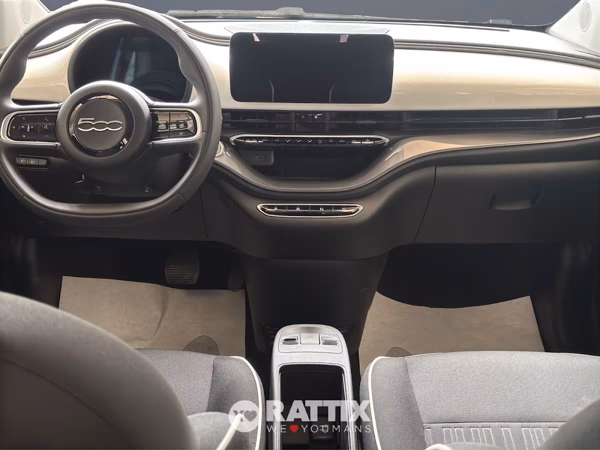 Fiat 500e motore elettrico 23,8 kWh Icon
