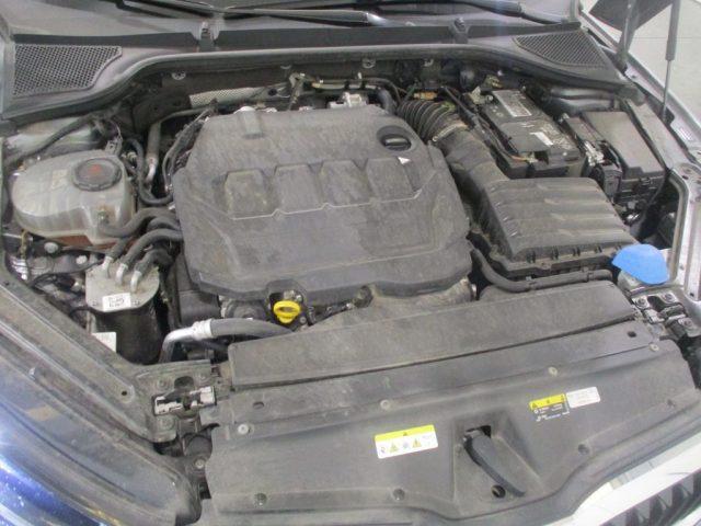 SKODA Octavia 2.0 TDI EVO SCR DSG Wagon UniPro ACC Radar LED Nav