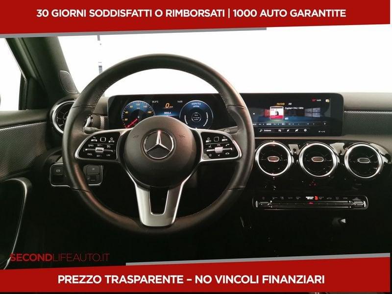 Mercedes-Benz Classe A A 200 d Sport auto