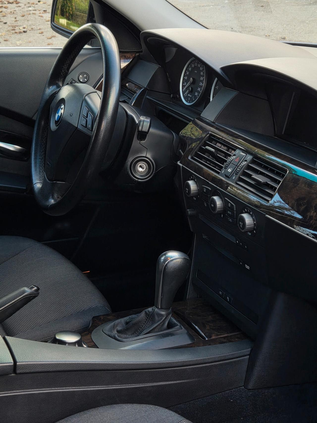 BMW 530d 3.0 218 CV Automatica – 2004 – Unipro