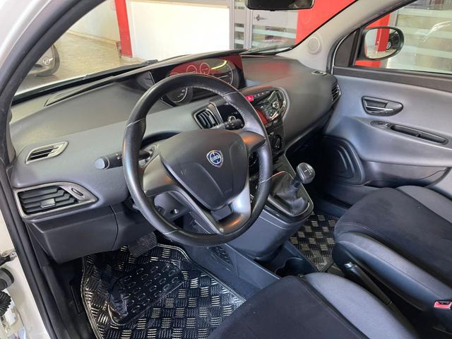 LANCIA Ypsilon 0.9 TwinAir 85 CV 5 porte S&S DFN Gold