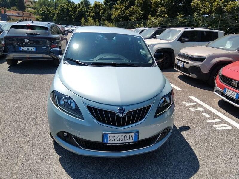 Lancia Ypsilon NUOVA My24 1.0 Firefly 70 CvStart&Stop Hybrid Oro
