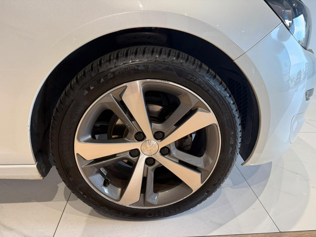 Peugeot 308 PureTech Turbo 110 S&S Access