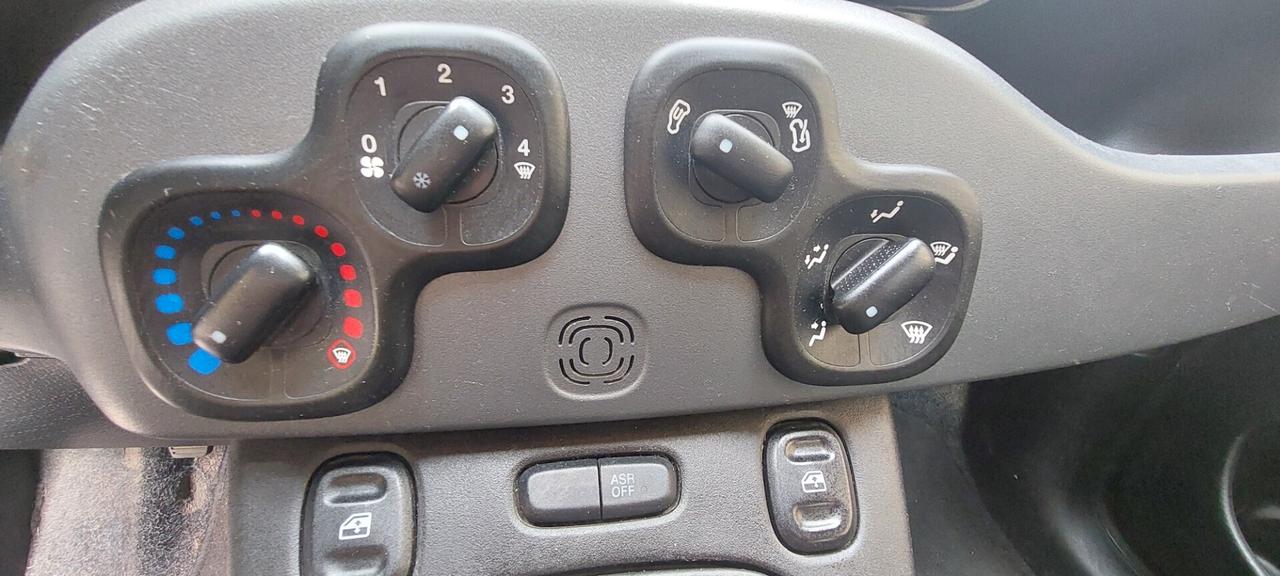 PANDA 1,3 MTJ DIESEL 95 CV MODELLO LOUNGE LEGA TELEFONO 5 POSTI IMPECCABILE