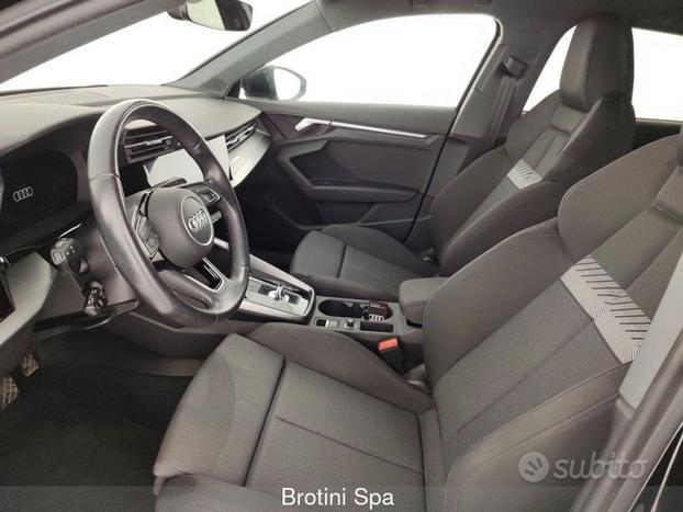 Audi A3 SPB 35 TFSI S-Tronic Business Advanced
