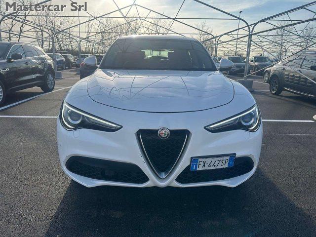 ALFA ROMEO Stelvio Stelvio 2.2 t Executive Q4 190cv auto my19 FX447SP