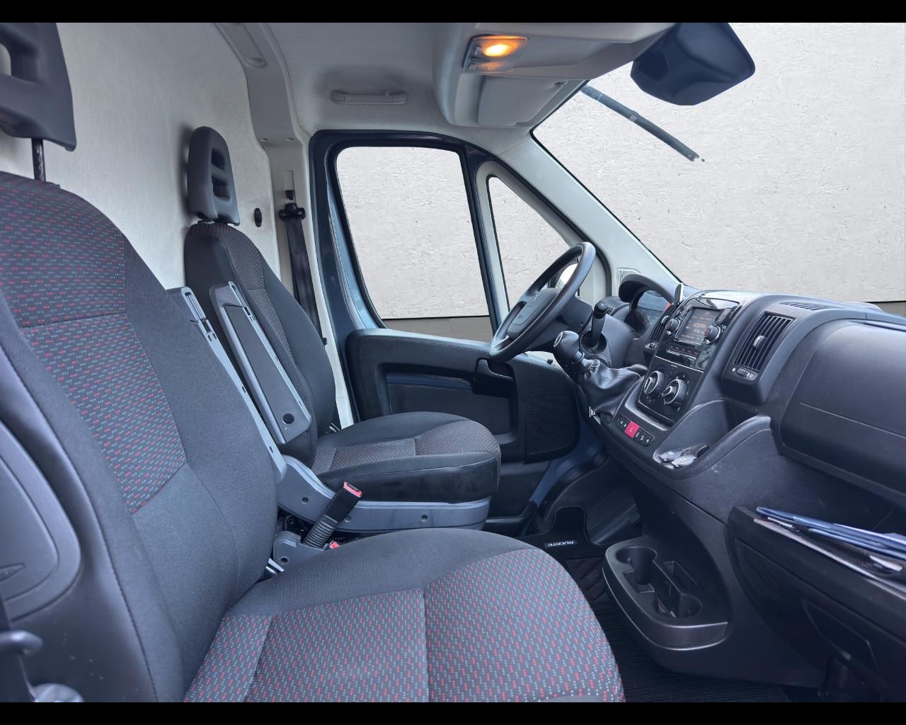 PEUGEOT Boxer (3ª serie) - Boxer 330 2.2 BlueHDi 120 S&S PC-TN Furgone