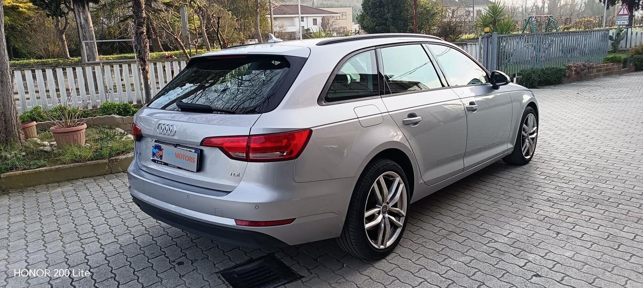 Audi A4 Avant 30 2.0 tdi Business 122cv ProMMo