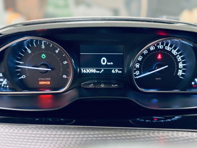 Peugeot 2008 1.6 bluehdi Allure