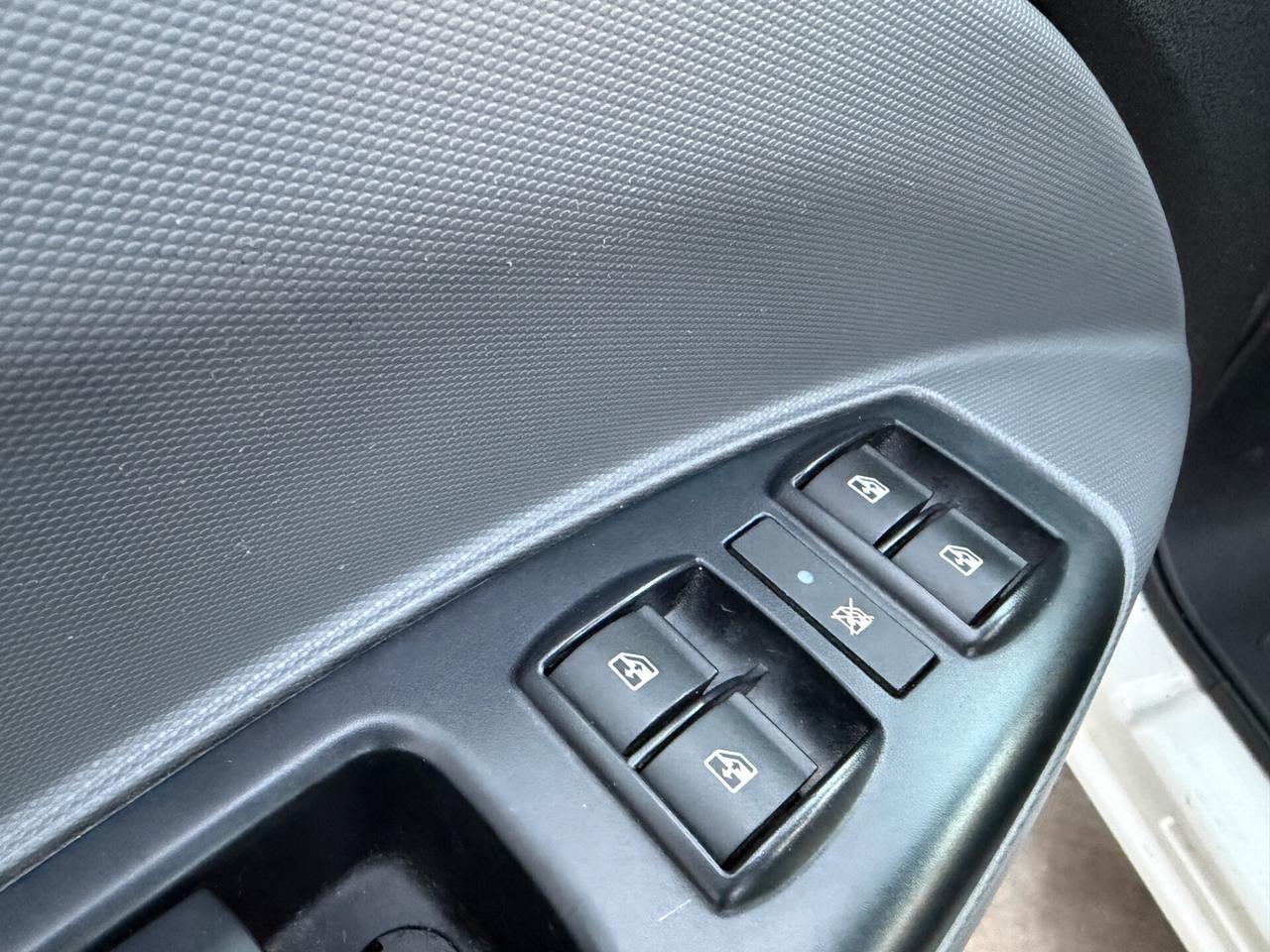 OPEL COMBO 1.6CDTI TETTO ALTO PEDANA OMOLOGATA DISABILI