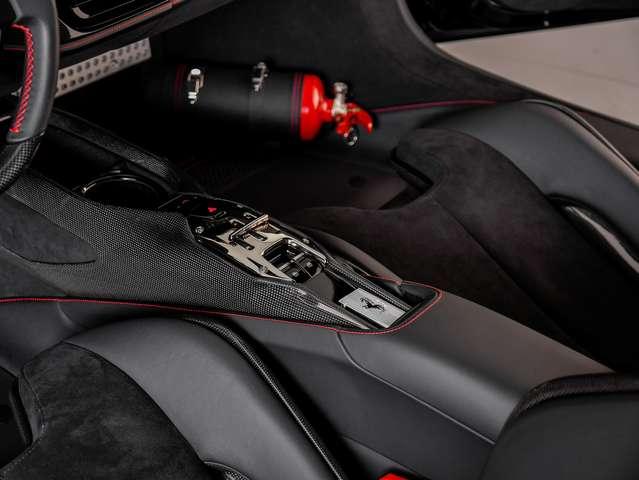 Ferrari SF90 Stradale