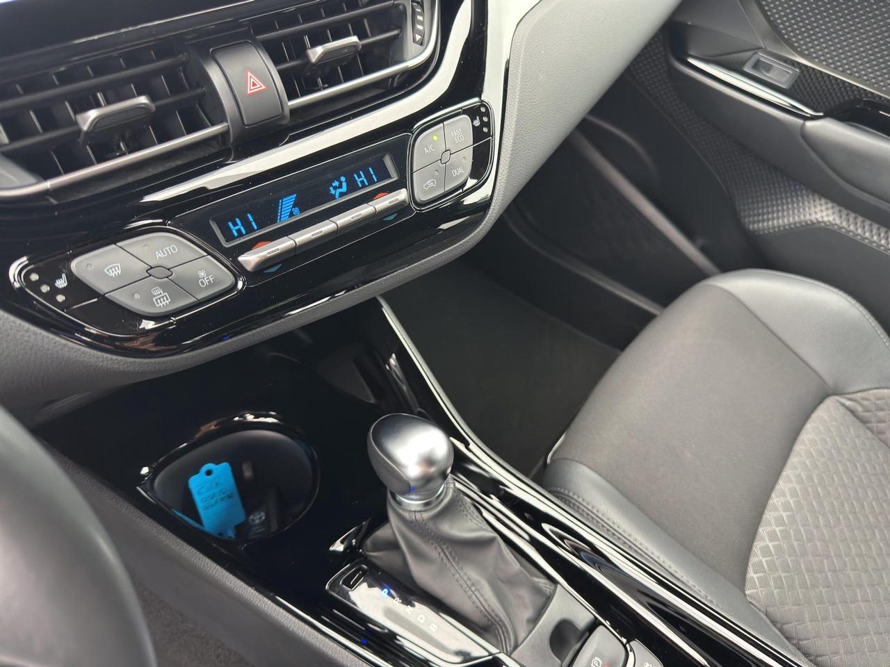 Toyota C-HR 1.8h Trend e-cvt