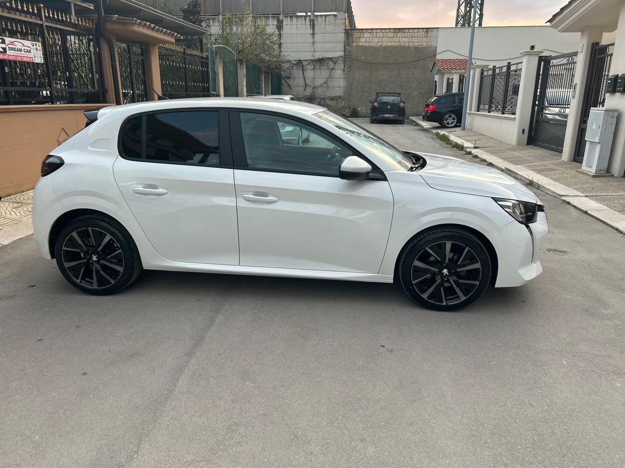 Peugeot 208 BlueHDi 100 Stop&Start 5 porte Allure