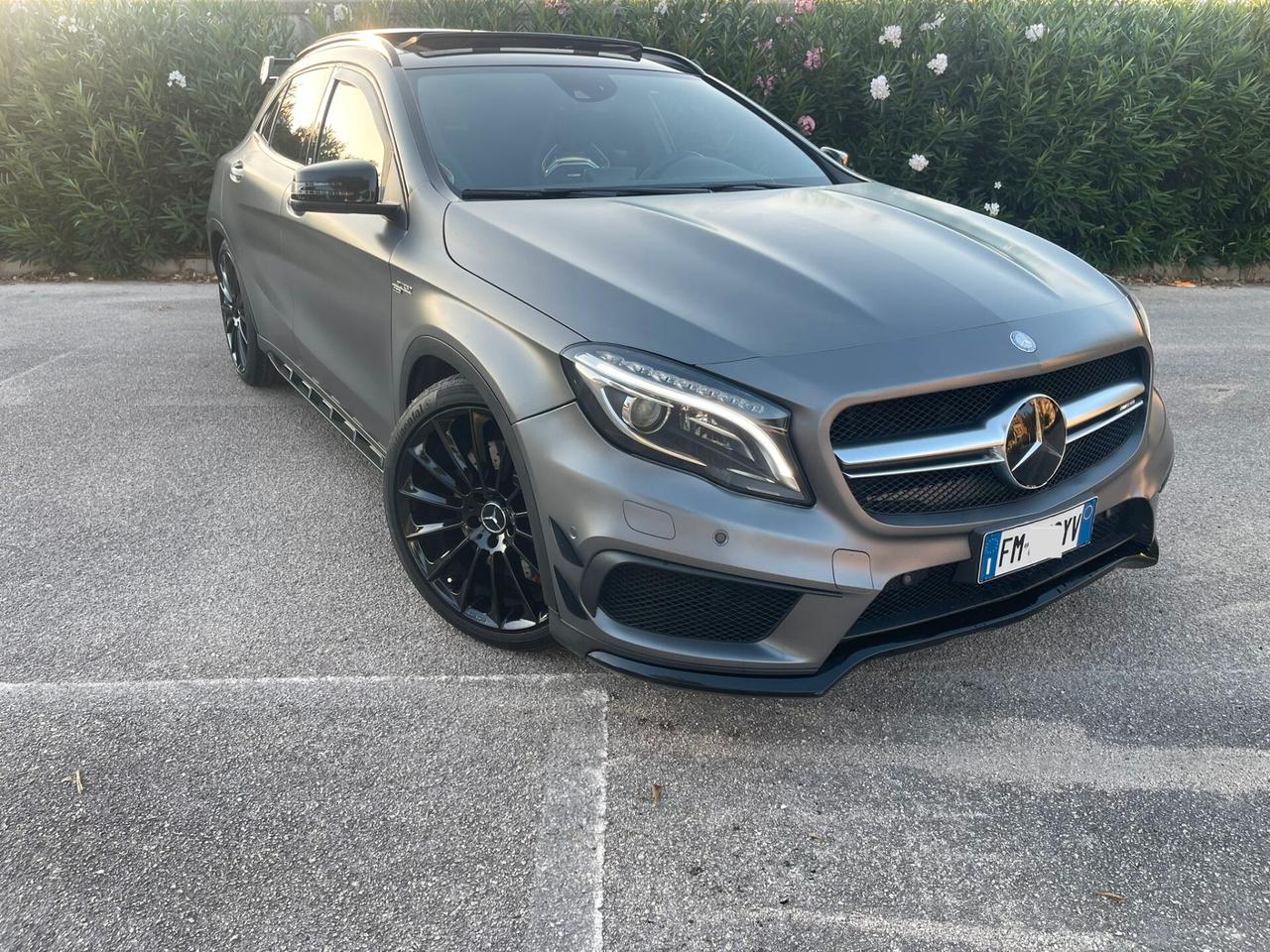 Mercedes benz GLA 45 AMG 4Matic Performance AMG