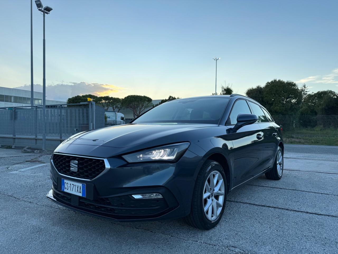 SEAT LEON SportsTourer 2.0 TDI DSG-Led Carplay