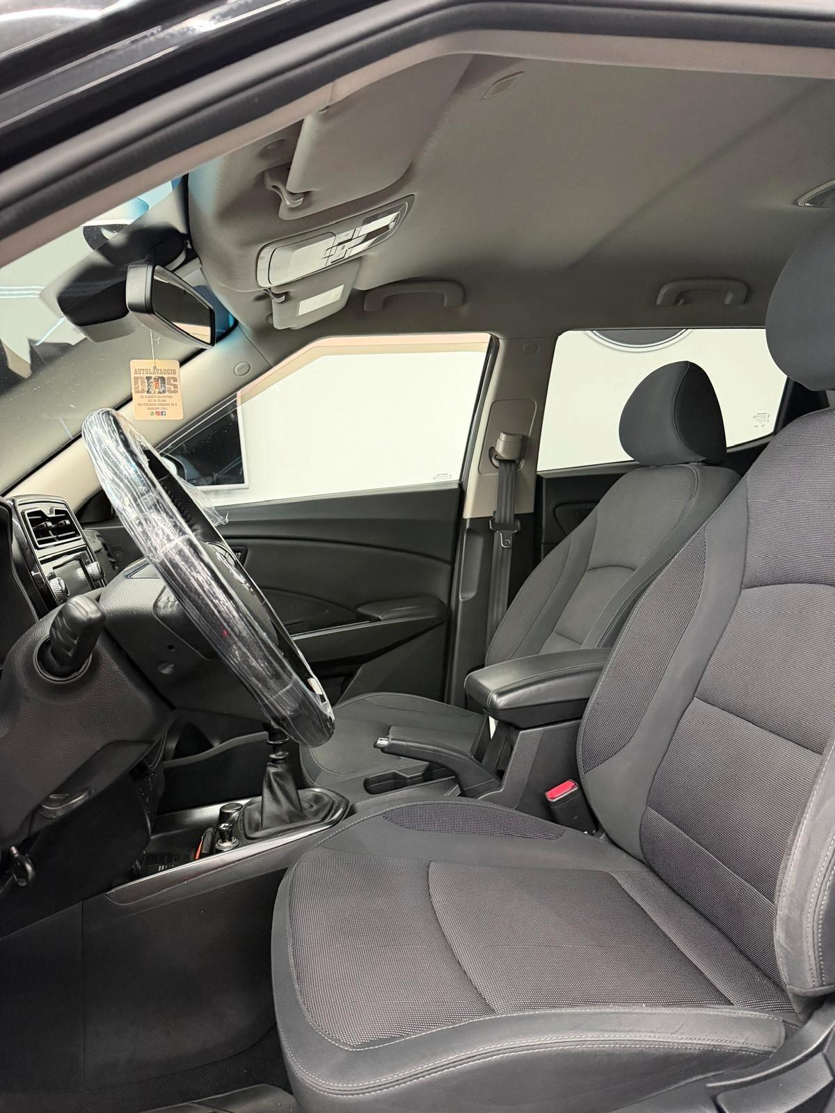 Ssangyong Tivoli 1.6 diesel 2WD Exclusive