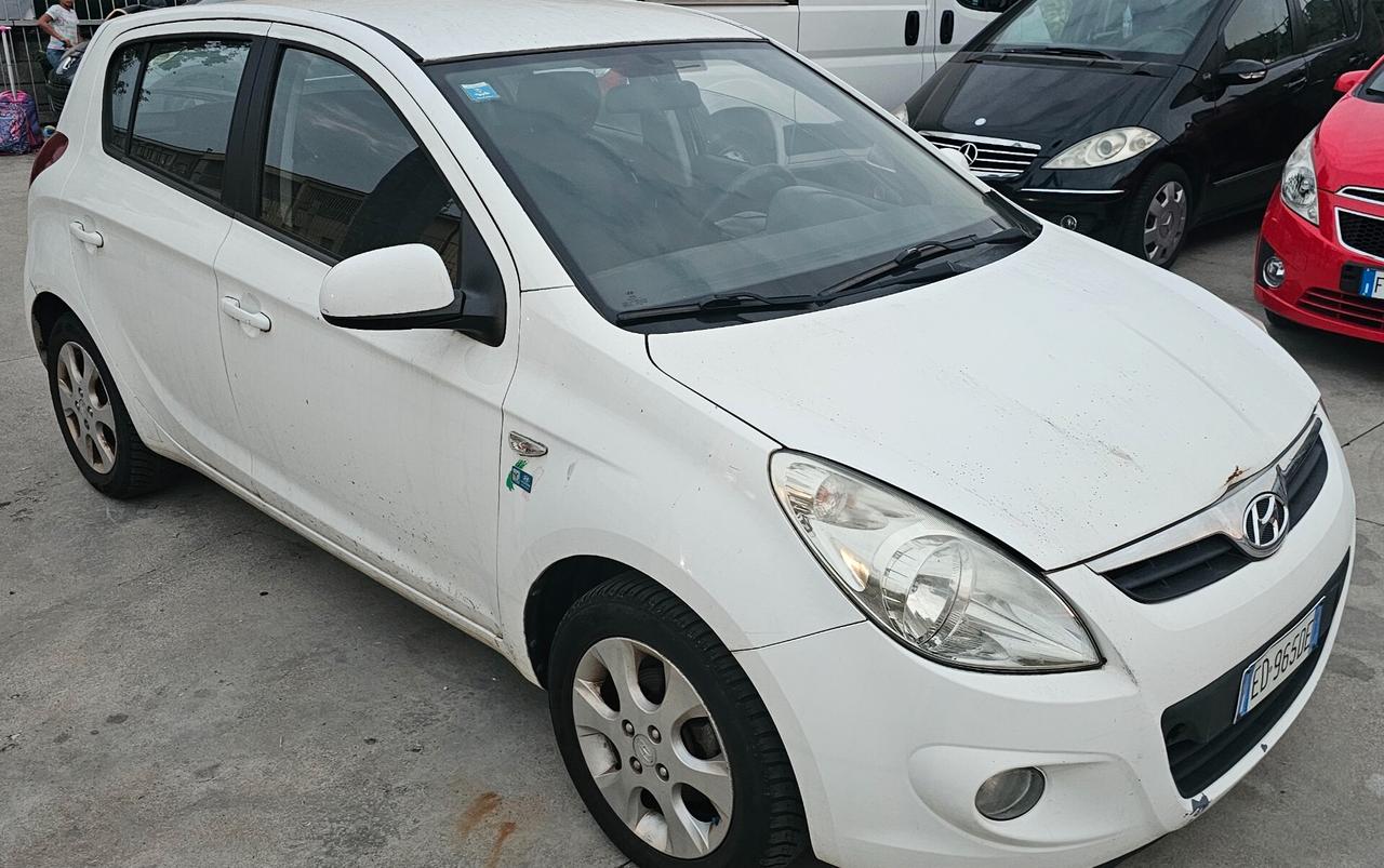 Hyundai i20 1.2 5p. GUIDABILE DA NEOPATENTATI