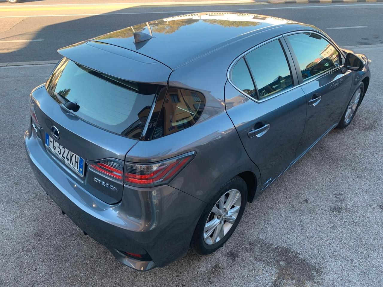 Lexus CT 200h Hybrid Executive Neopatentati