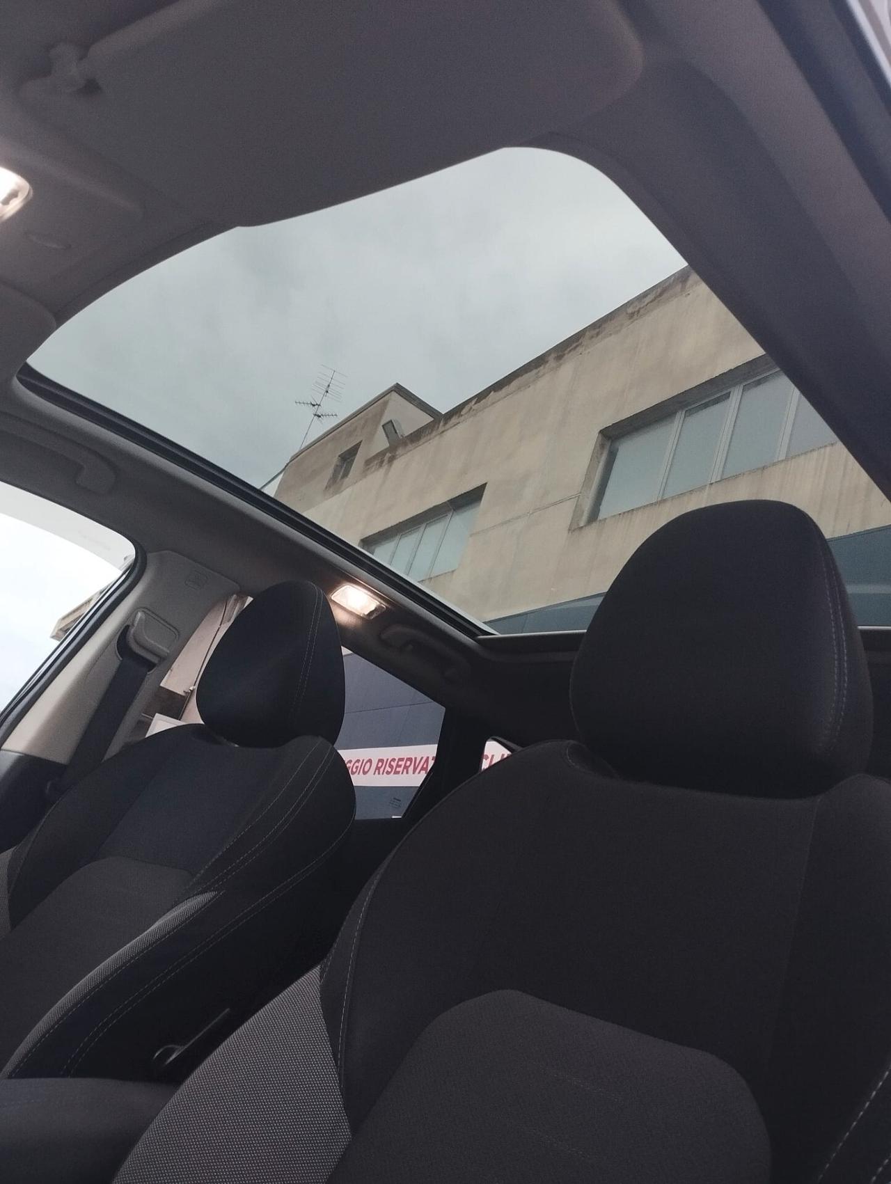 Nissan Qashqai 1.5 dCi N-Connecta