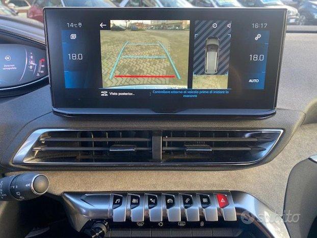 PEUGEOT 5008 BlueHDi 130 S&S EAT8 Allure Pack