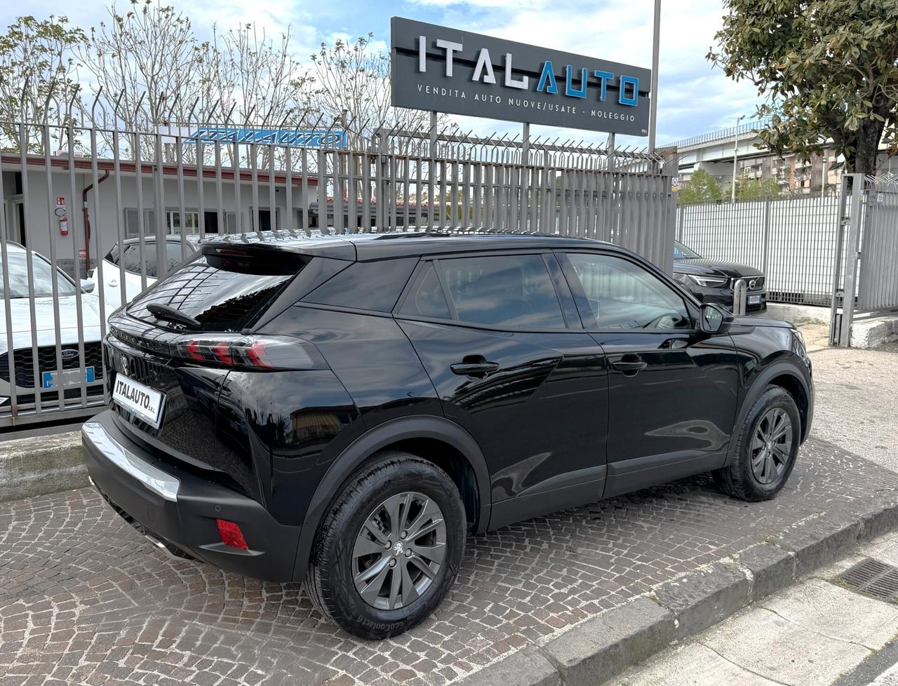 Peugeot 2008 PureTech 130 S&S EAT8 Active Pack