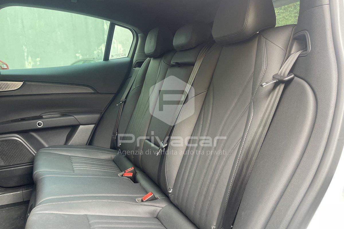 MASERATI Grecale MHEV 300 CV AWD GT