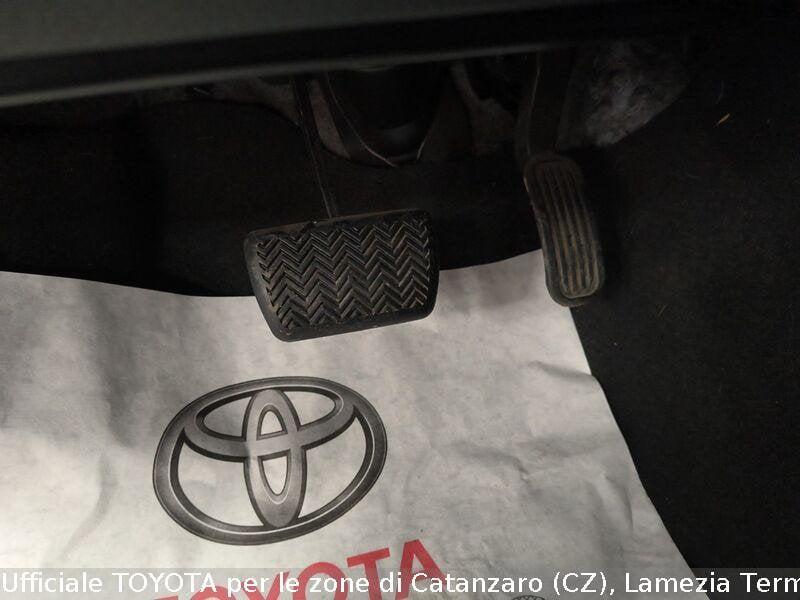 Toyota Yaris 1.5 Hybrid 5 porte Trend