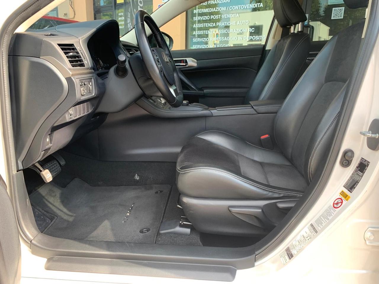 Lexus CT 200h Hybrid Sport Unicoprop. Neopat.