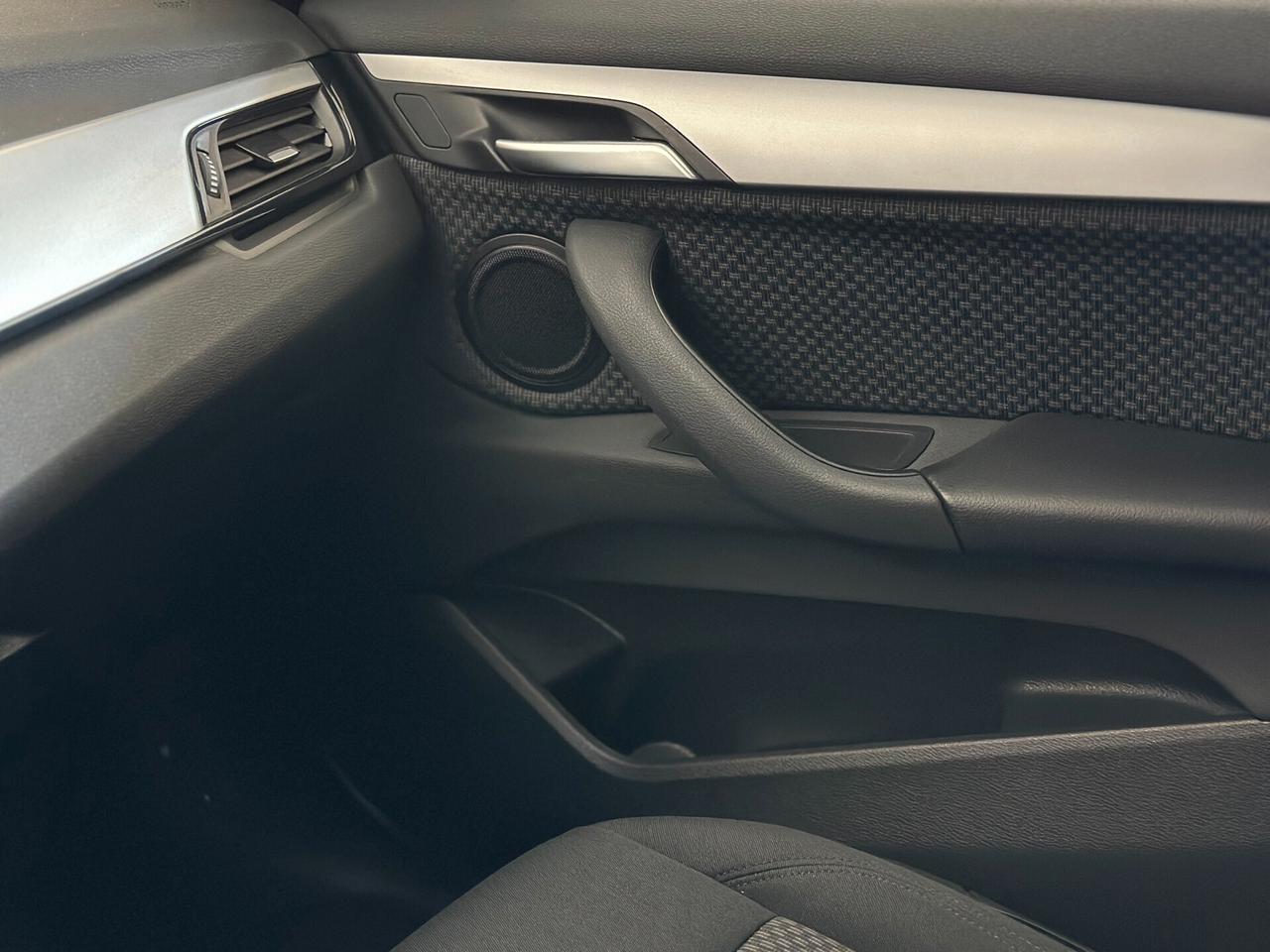 BMW X1 xDrive 25e Business Advantage auto