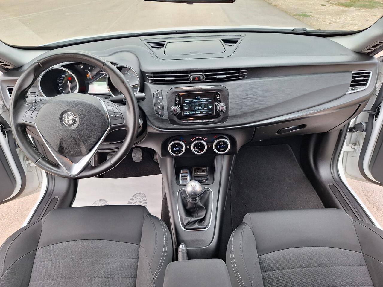 Alfa Romeo Giulietta 1.6 JTDm-2 120 CV Distinctive