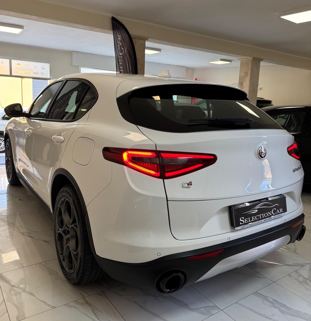 Alfa Romeo Stelvio 2.2 Turbodiesel 190 CV AT8 Q4 Business