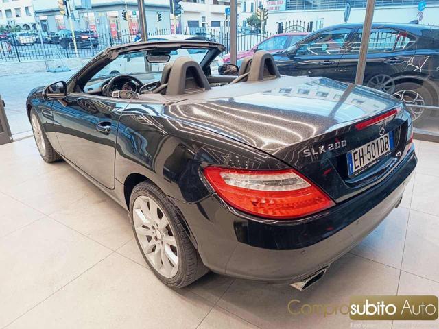 MERCEDES-BENZ SLK 200 CGI Edition1
