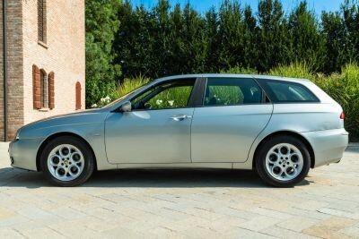 Alfa Romeo 156 JTD 16V DISTINCTIVE - ALF00220