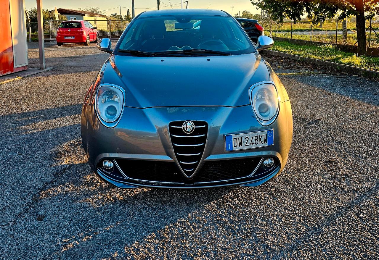 Alfa Romeo MiTo 1.3 JTDm 16V 90 CV Distinctive Sport Pack