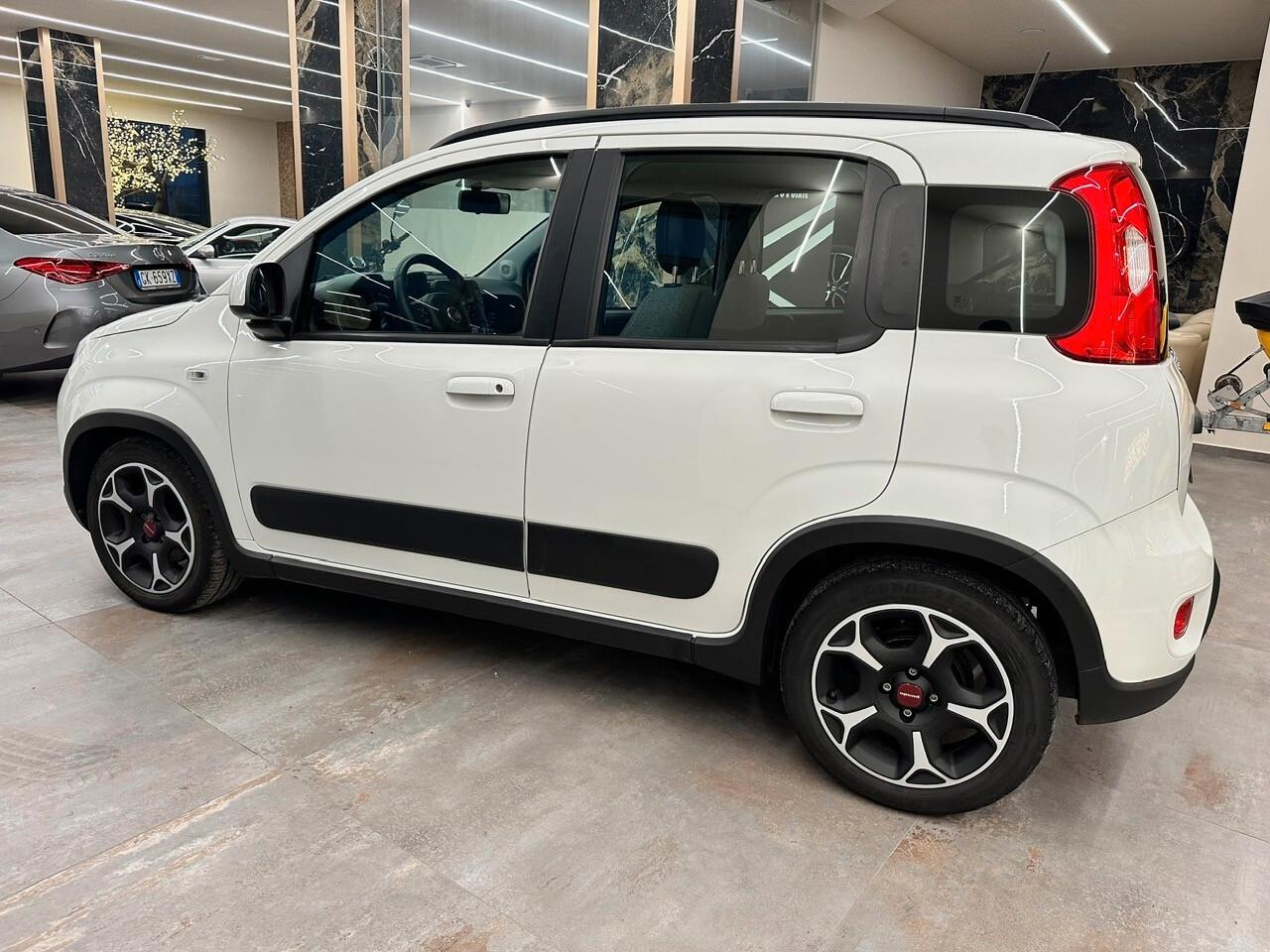 Fiat Panda 1.0 70 CV S&S Hybrid City Cross 2021