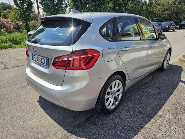 BMW 218 i Active Tourer Luxury