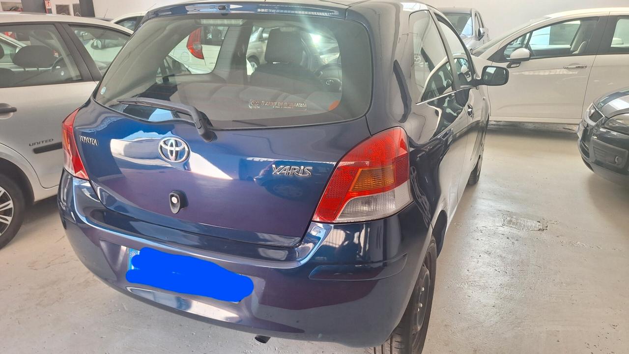Toyota Yaris 1.3 3 porte Sol