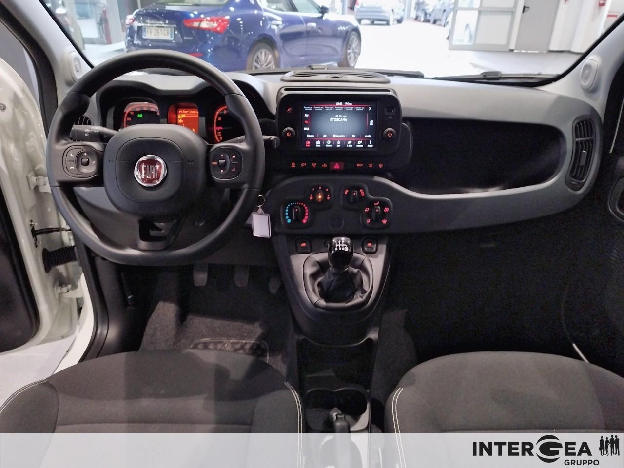 FIAT Panda 1.0 firefly hybrid Cross s&s 70cv 5p.ti