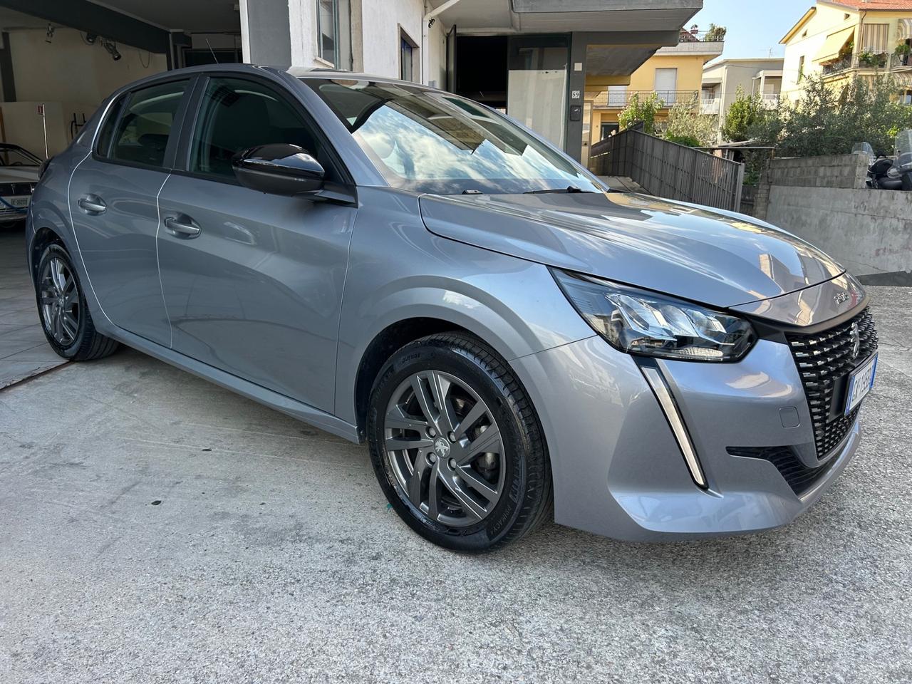 Peugeot 208 PureTech 75 “ PARI AL NUOVO 32.000 KM”
