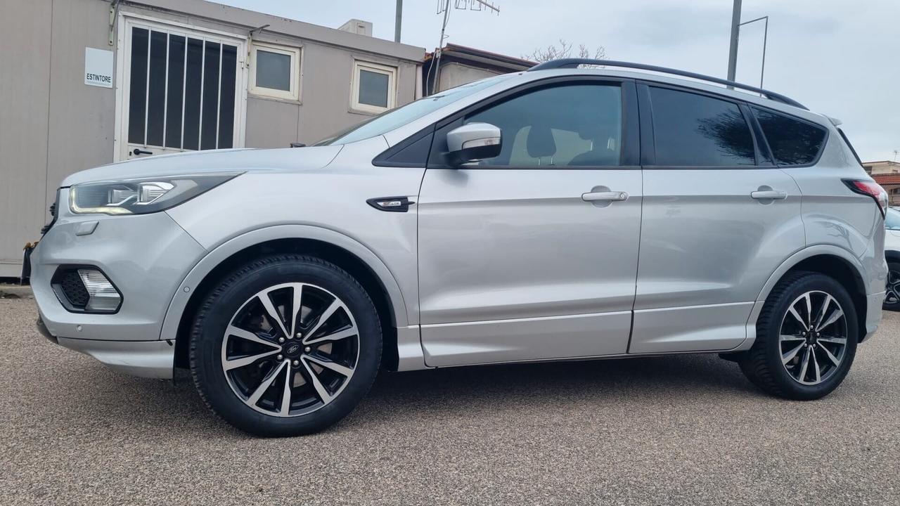 FORD KUGA ANTICIPO €0 RATE DA €280,00